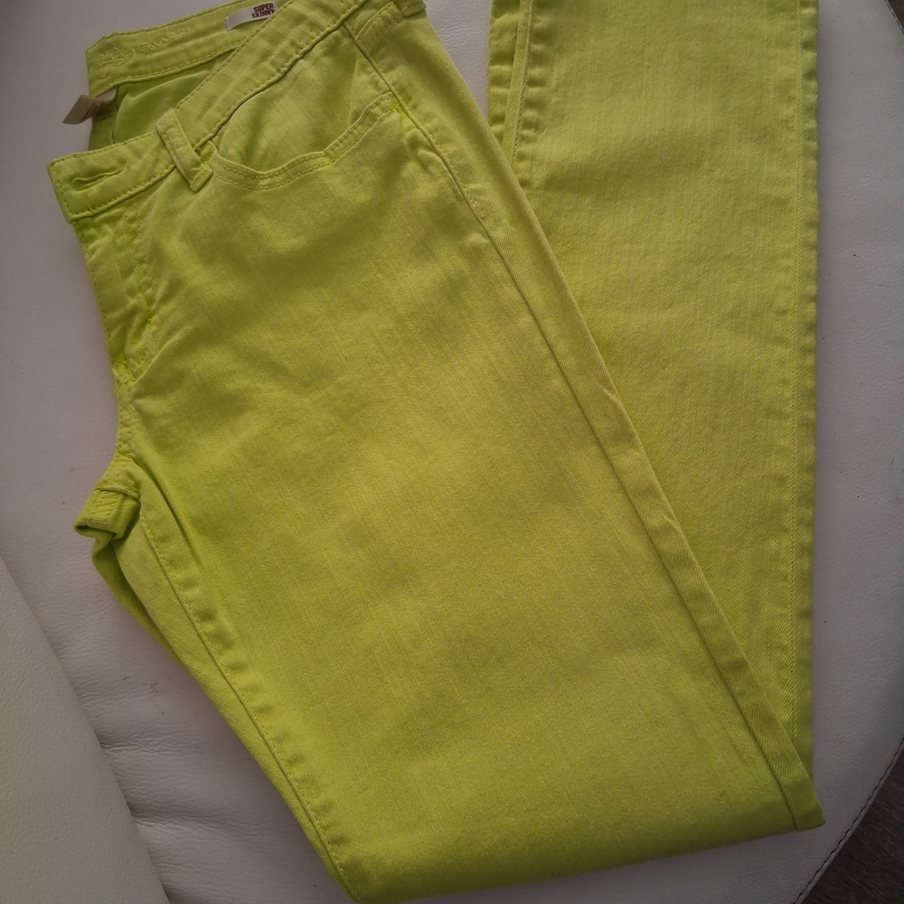 Arizona Jean Company Lime Skinny Jeans